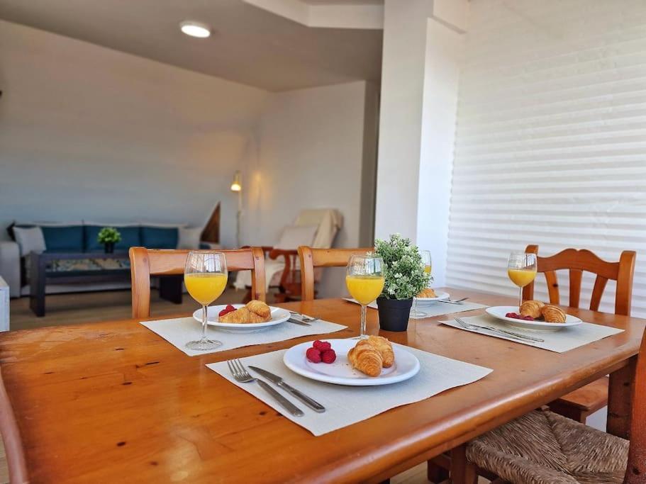 Encantador Duplex Para 6 A 1 Minuto De La Playa Benalmadena Ngoại thất bức ảnh