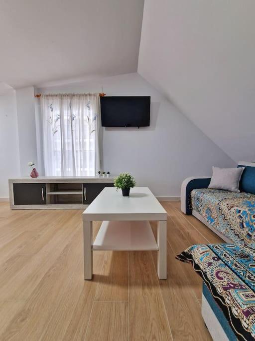 Encantador Duplex Para 6 A 1 Minuto De La Playa Benalmadena Ngoại thất bức ảnh