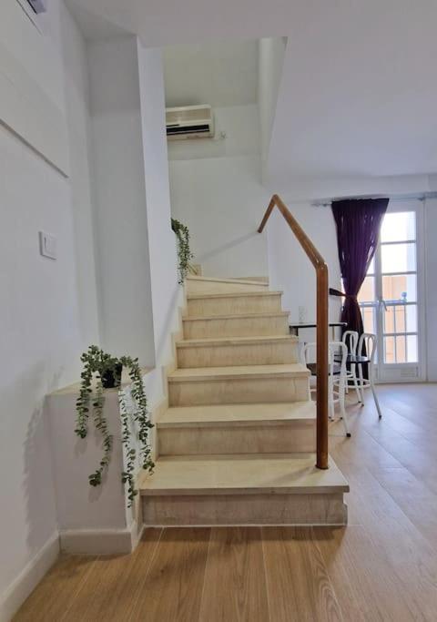 Encantador Duplex Para 6 A 1 Minuto De La Playa Benalmadena Ngoại thất bức ảnh
