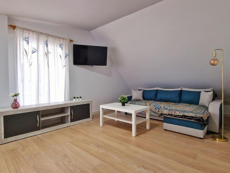 Encantador Duplex Para 6 A 1 Minuto De La Playa Benalmadena Ngoại thất bức ảnh